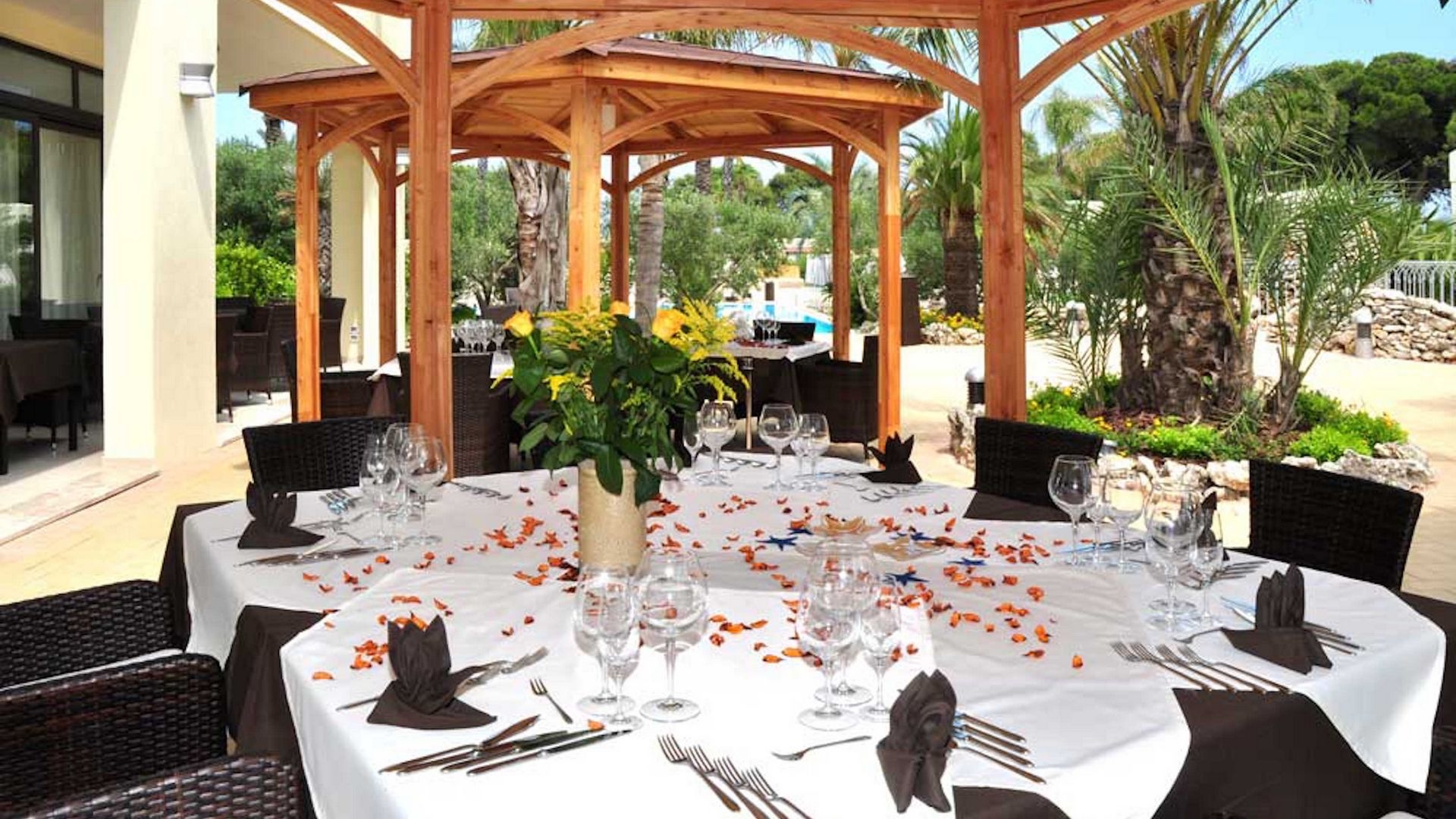 Green Paradise Resort